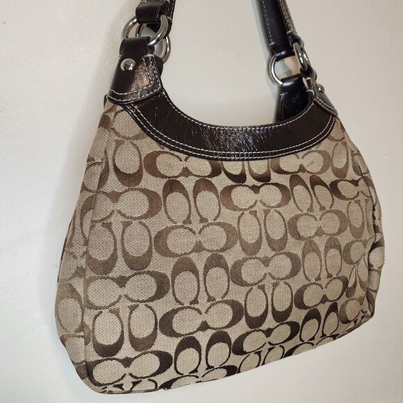 Vintage COACH SOHO SIGNATURE HOBO F17094 Khaki Mahogany Patent Leather Bag RARE - Picture 8 of 13